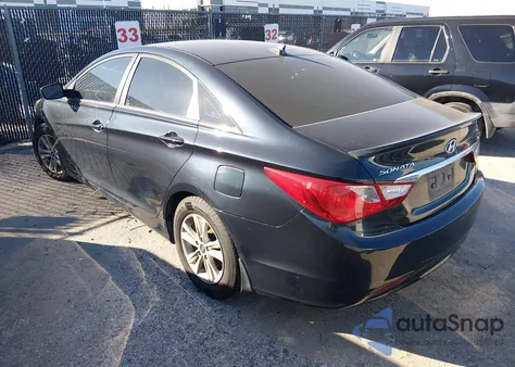 2013 Hyundai Sonata Gls z USA, uszkodzony, nr VIN 5NPEB4AC9DH645674